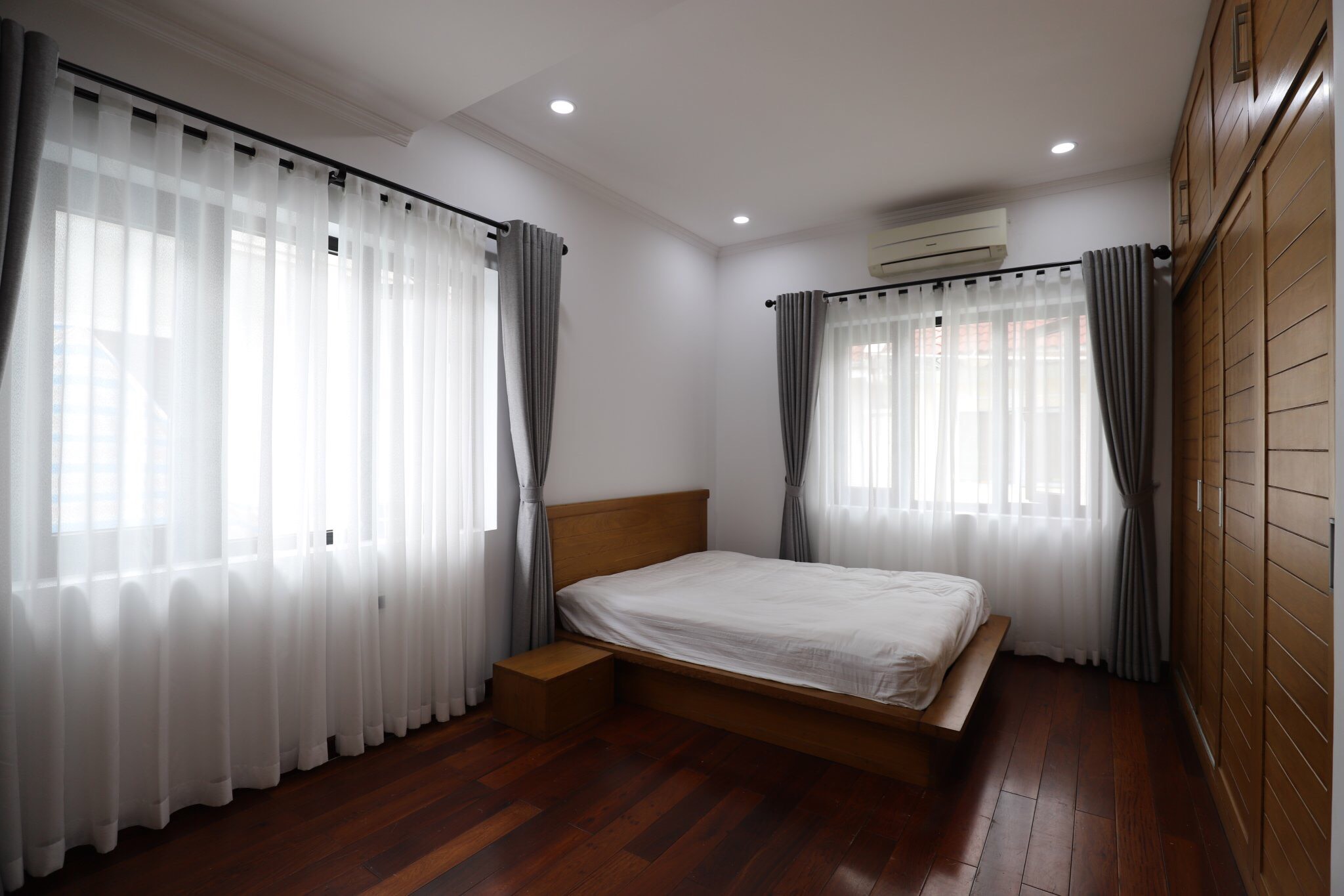 Cho thuê Biệt thự C4 Ciputra Tây Hồ 200m2, đủ đồ, nhà đang trống 3