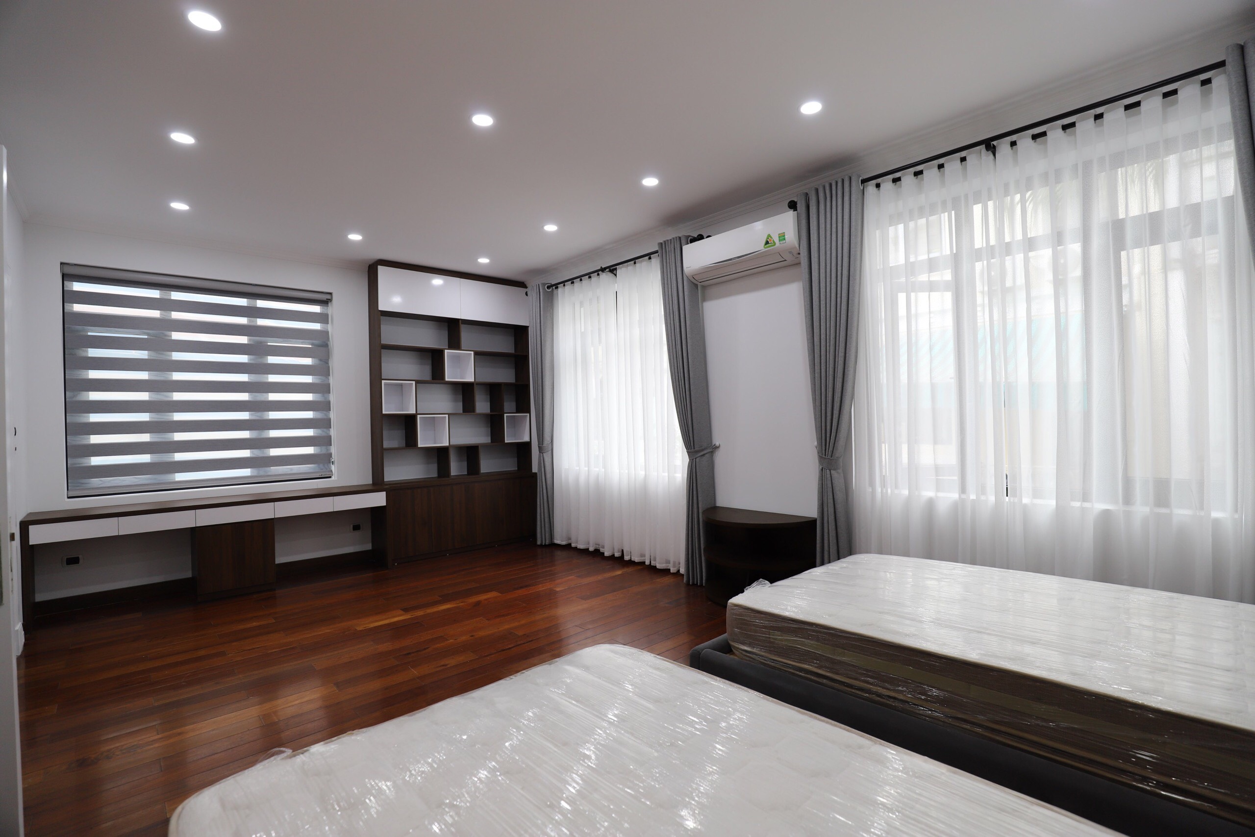 Cho thuê Biệt thự C4 Ciputra Tây Hồ 200m2, đủ đồ, nhà đang trống 5