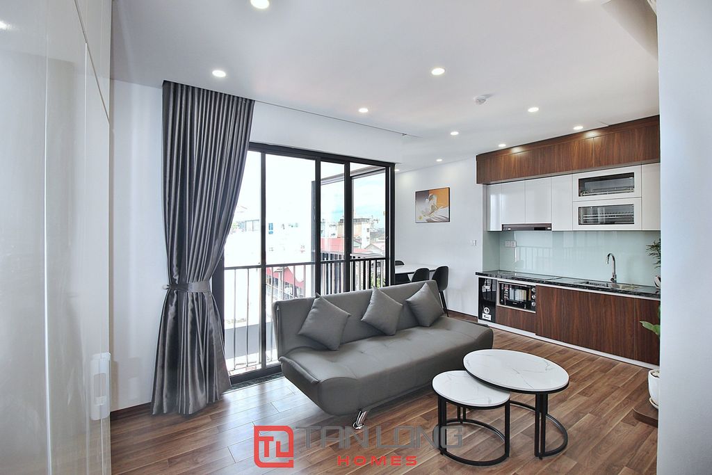 Cho thuê căn hộ 2 ngủ 2 vệ sinh - DT: 80m2 - Tầng 6 tại Trịnh Công Sơn 2