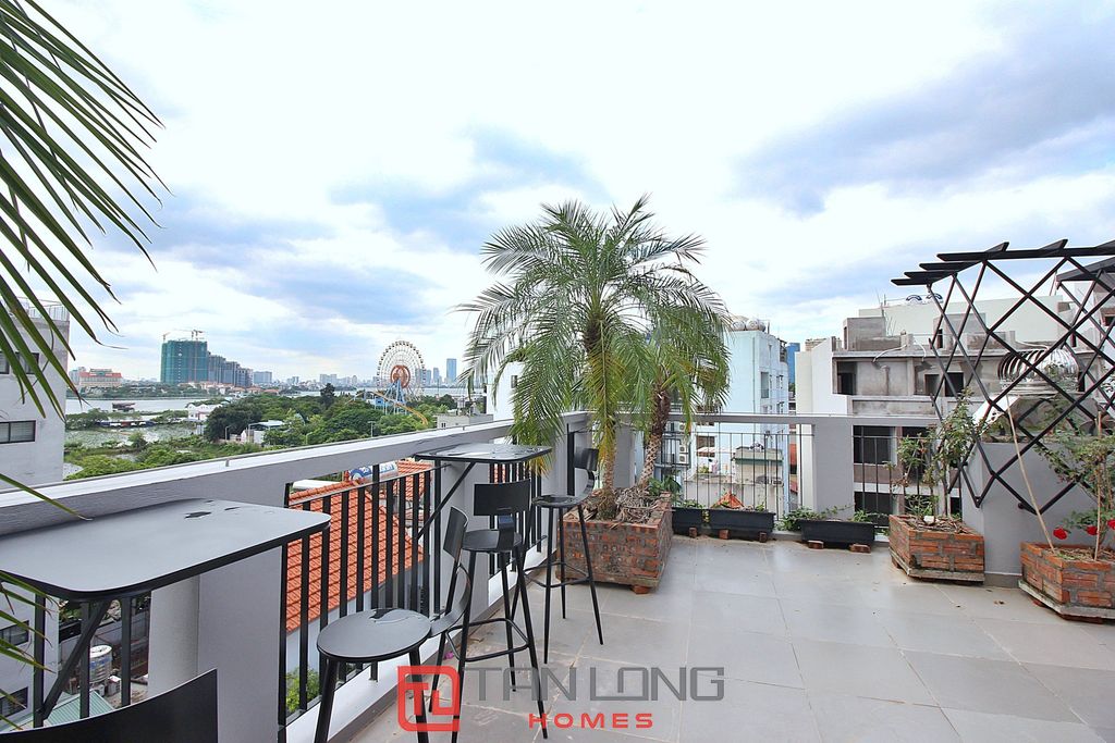 Cho thuê căn hộ 2 ngủ 2 vệ sinh - DT: 80m2 - Tầng 6 tại Trịnh Công Sơn 6